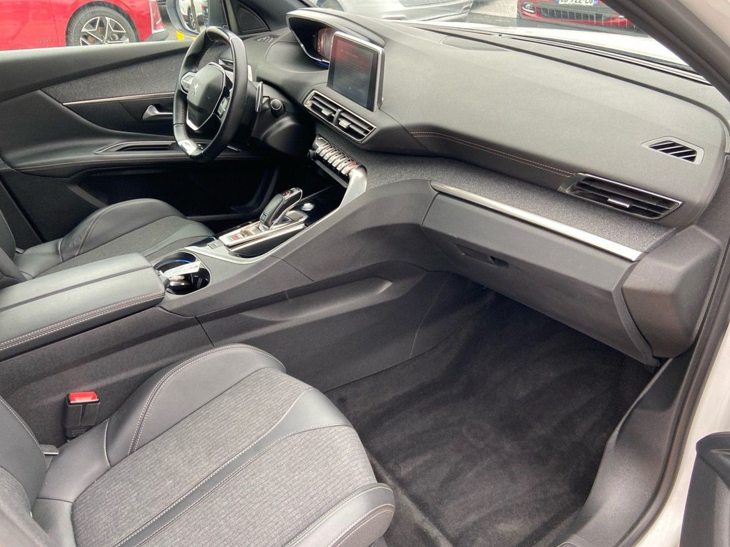 PEUGEOT 3008 en vente à Albi chez votre mandataire automobile