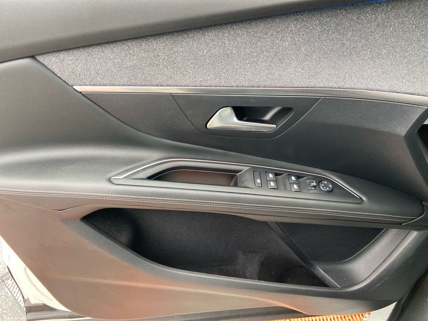 PEUGEOT 3008 en vente à Albi chez votre mandataire automobile