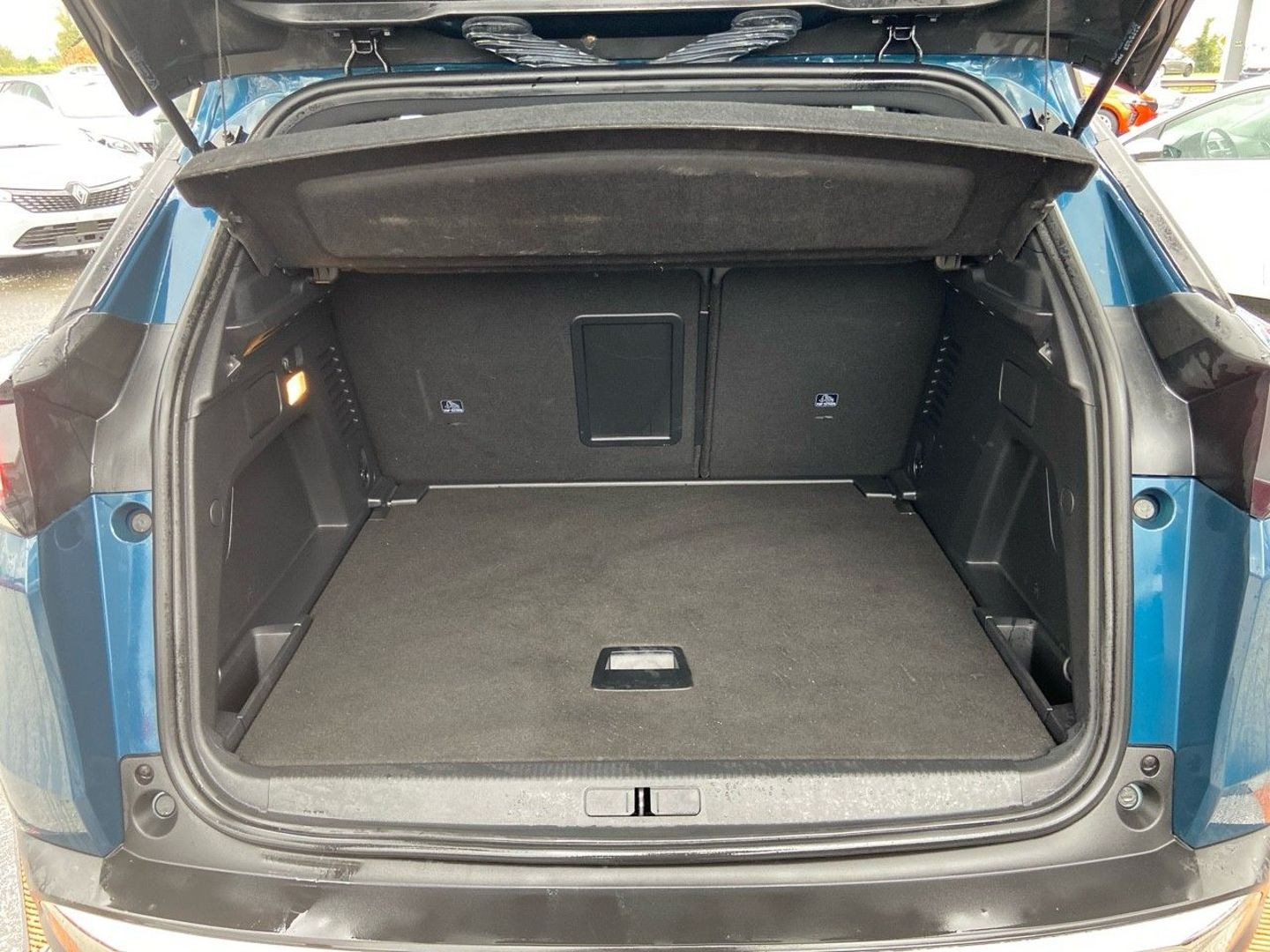 PEUGEOT 3008 en vente à Albi chez votre mandataire automobile