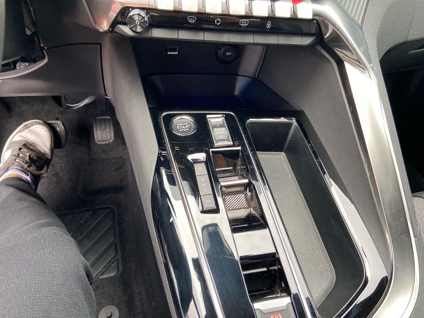 PEUGEOT 3008 en vente à Albi chez votre mandataire automobile