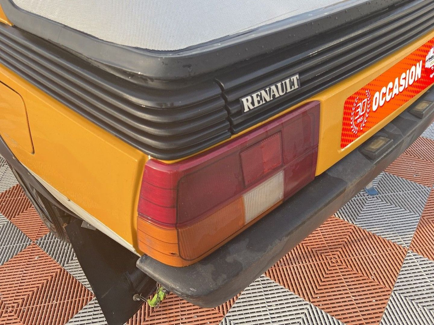 RENAULT FUEGO en vente à Albi chez votre mandataire automobile