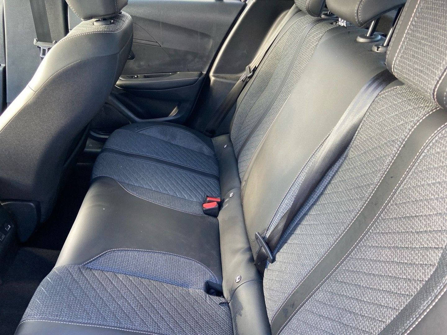 PEUGEOT 208 en vente à Albi chez votre mandataire automobile