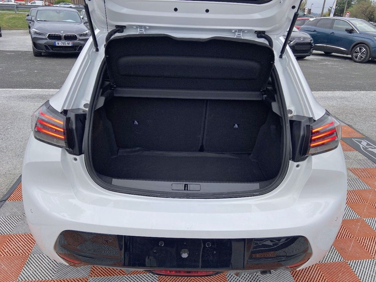 PEUGEOT 208 en vente à Albi chez votre mandataire automobile