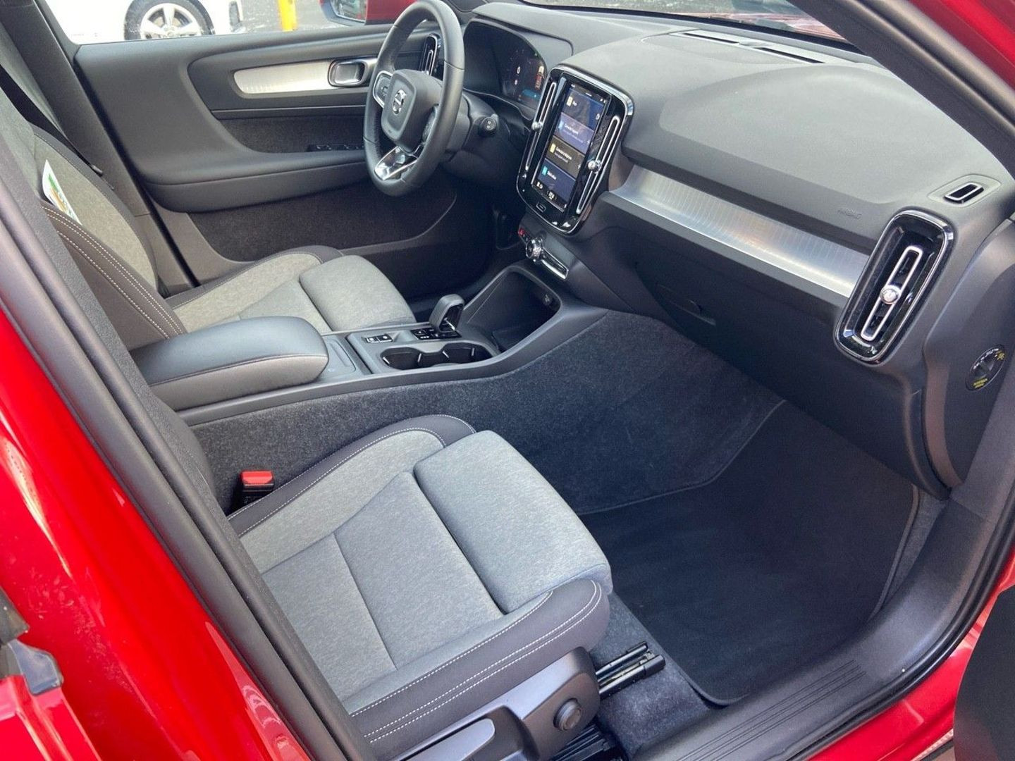 VOLVO XC 40 en vente à Albi chez votre mandataire automobile