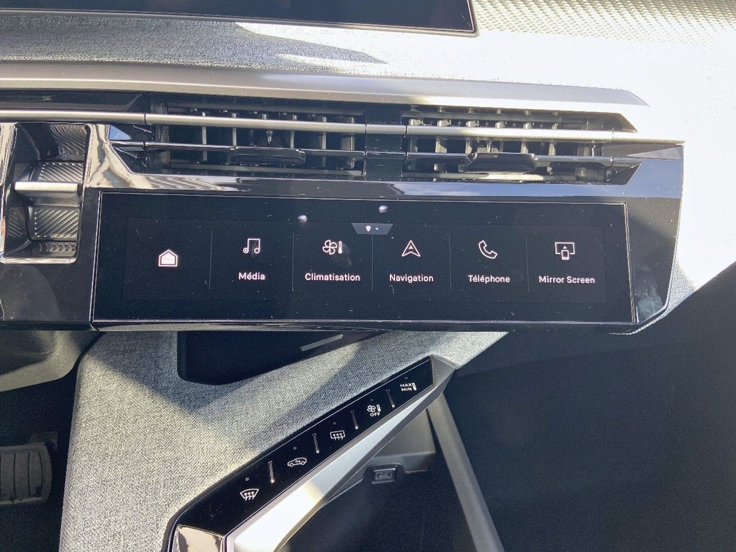 PEUGEOT 3008 en vente à Albi chez votre mandataire automobile