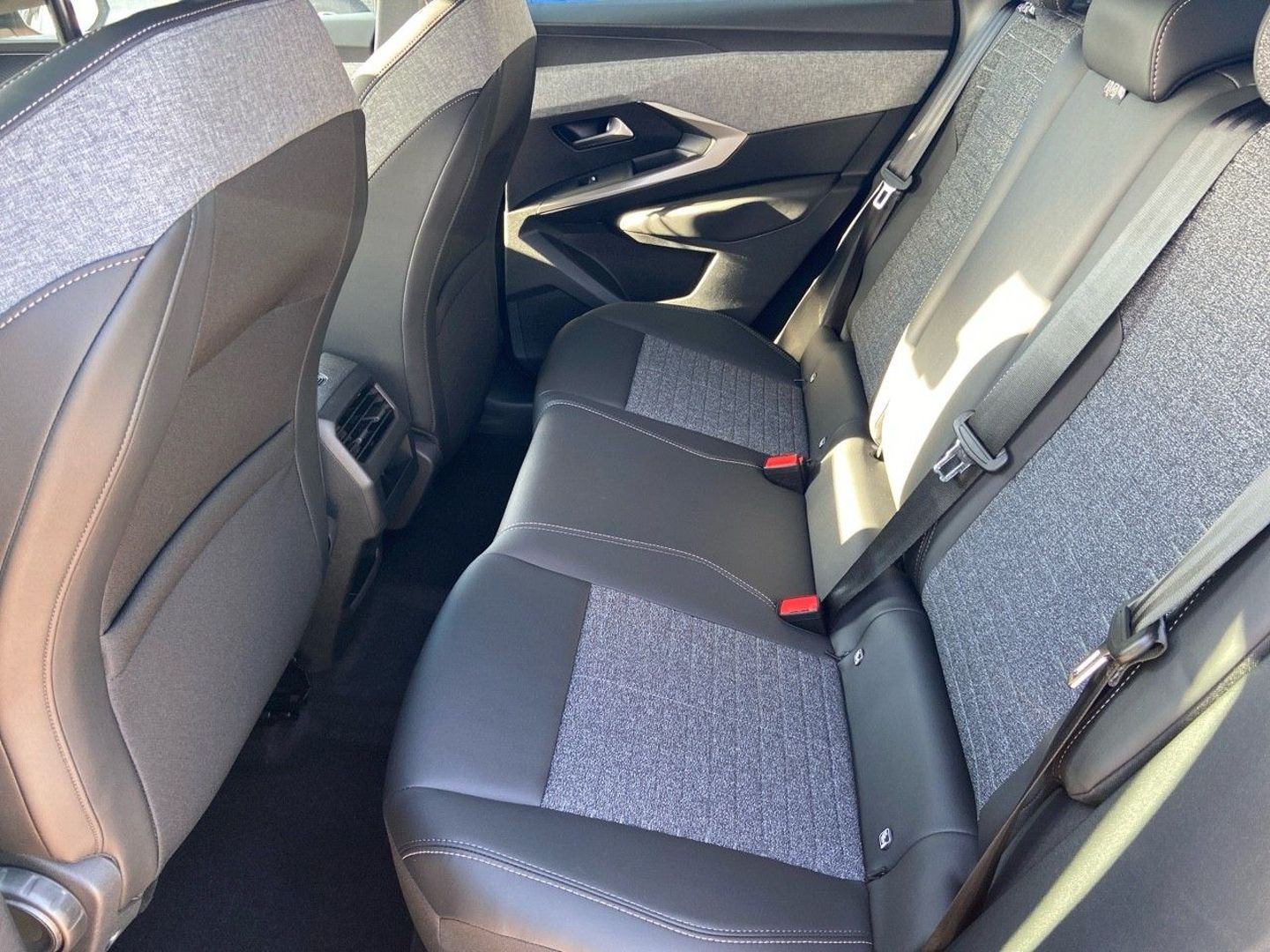 PEUGEOT 3008 en vente à Albi chez votre mandataire automobile