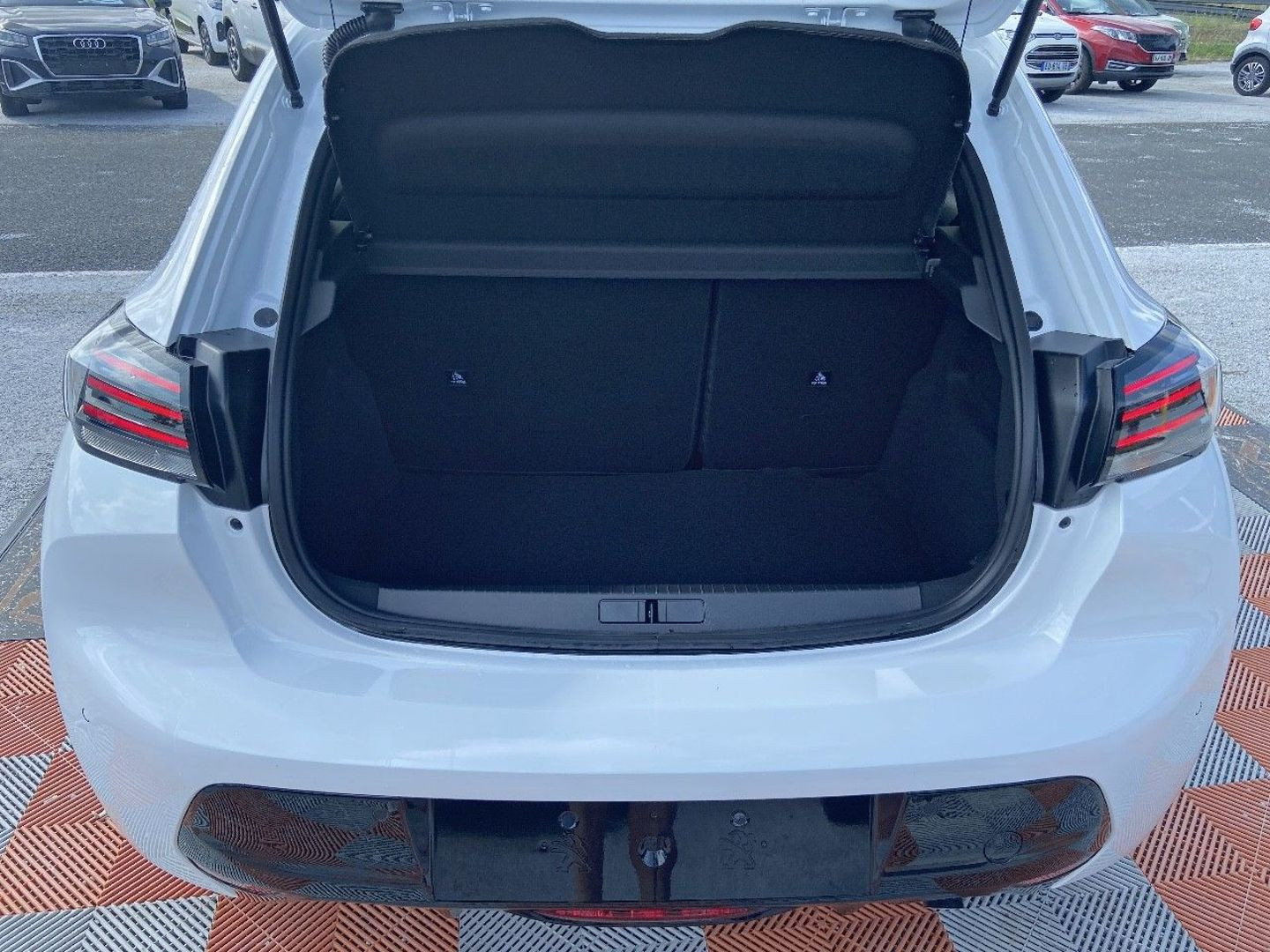 PEUGEOT 208 en vente à Albi chez votre mandataire automobile