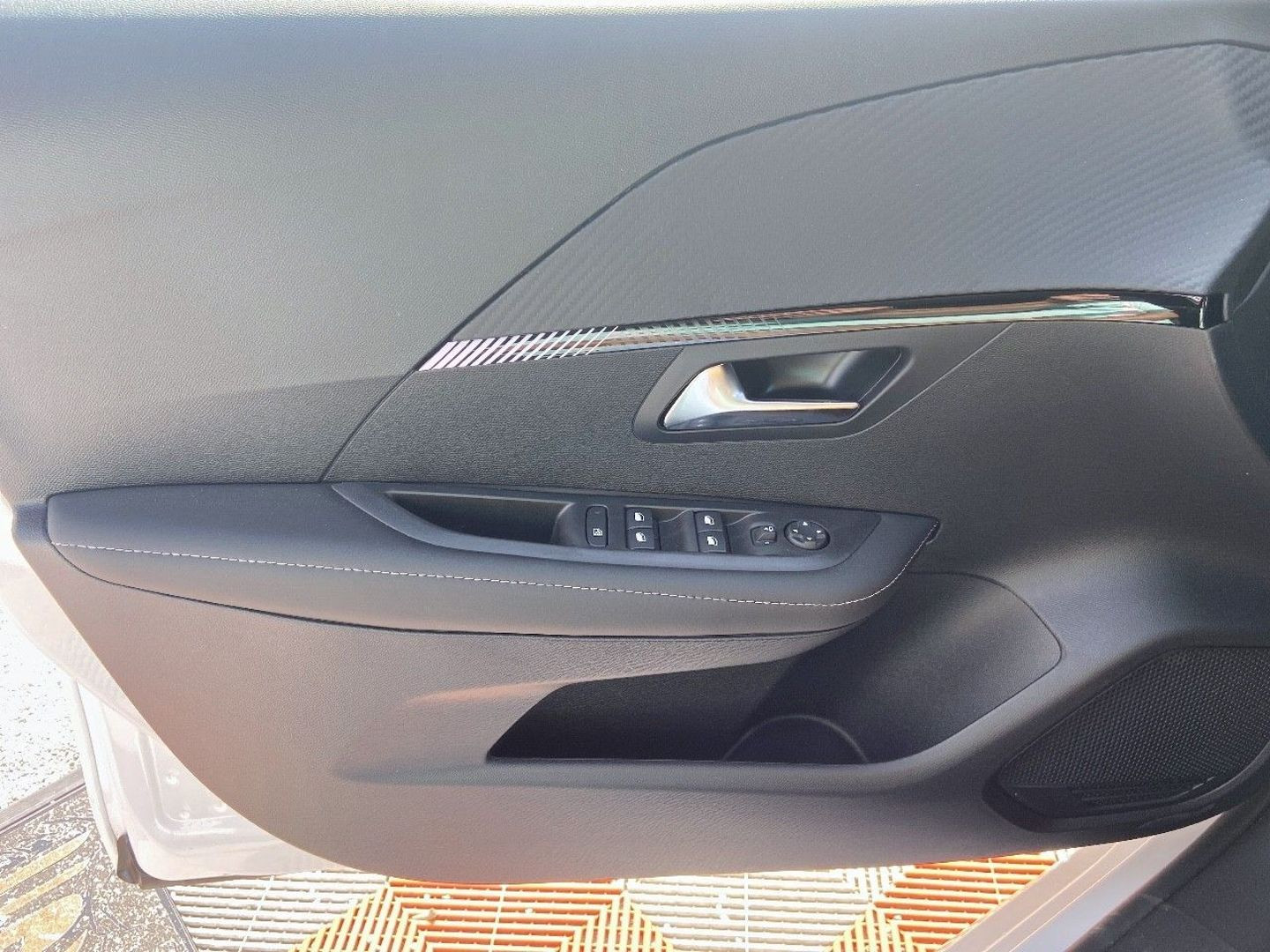 PEUGEOT 208 en vente à Albi chez votre mandataire automobile