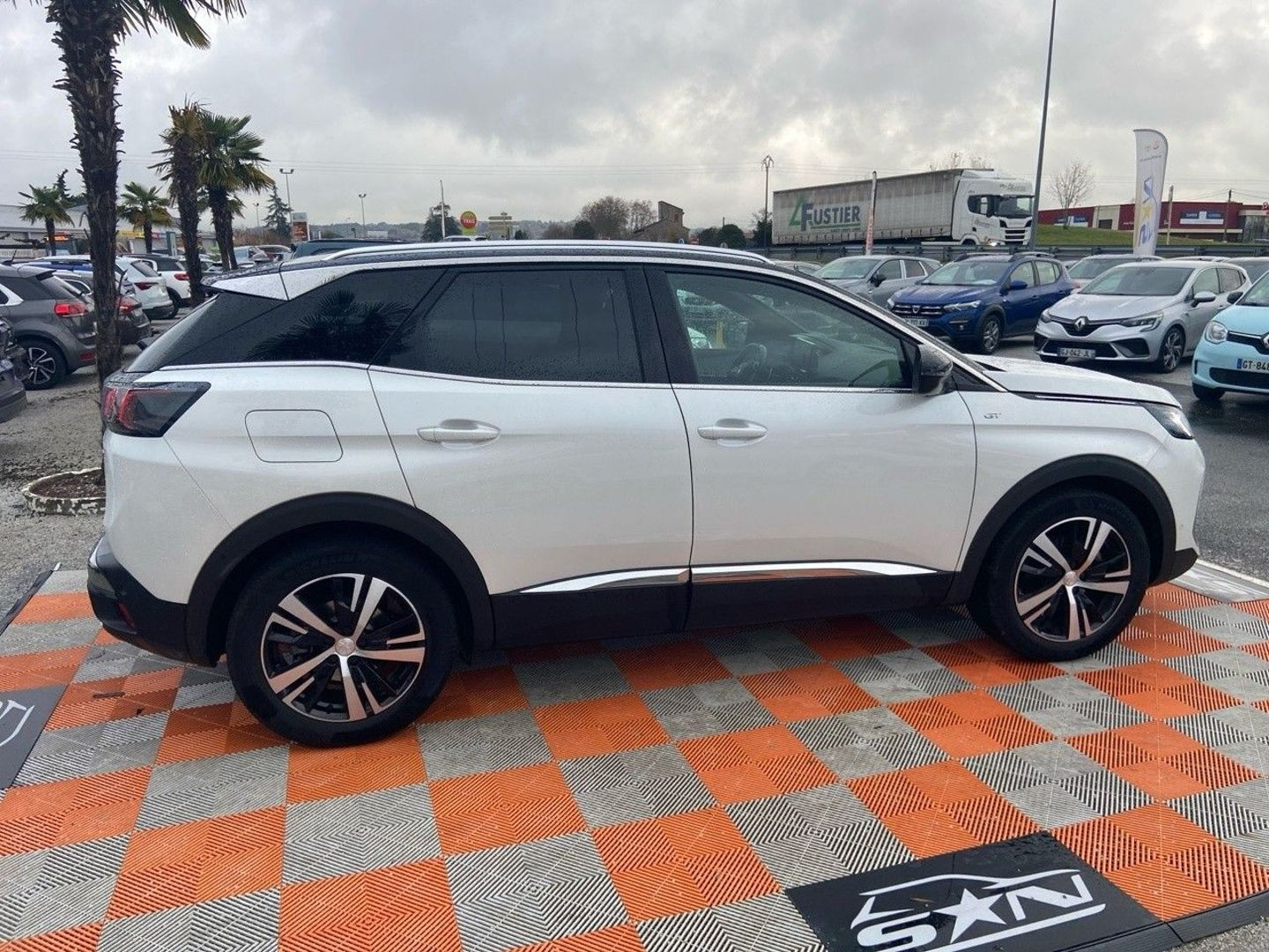 PEUGEOT 3008 en vente à Albi chez votre mandataire automobile