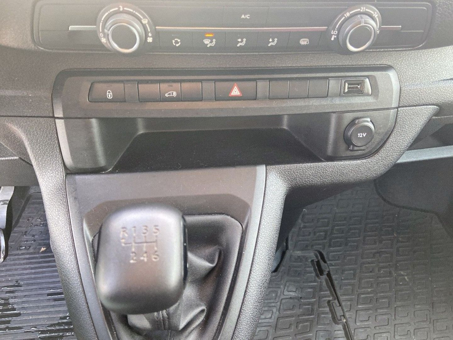 OPEL VIVARO en vente à Albi chez votre mandataire automobile