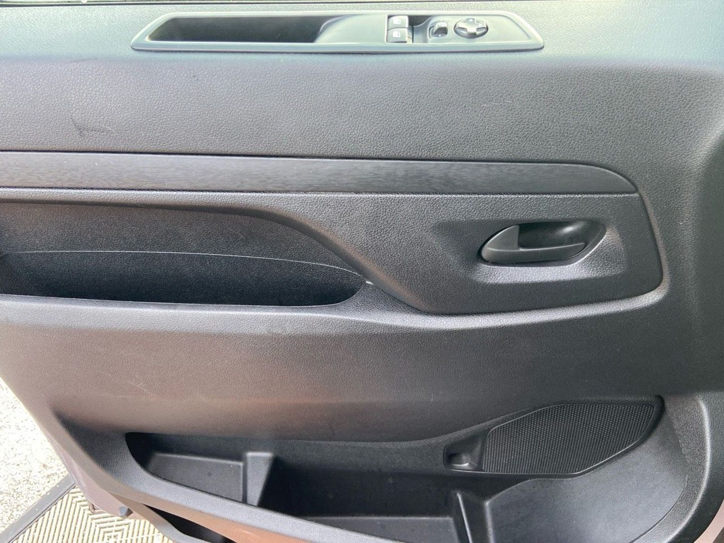 OPEL VIVARO en vente à Albi chez votre mandataire automobile