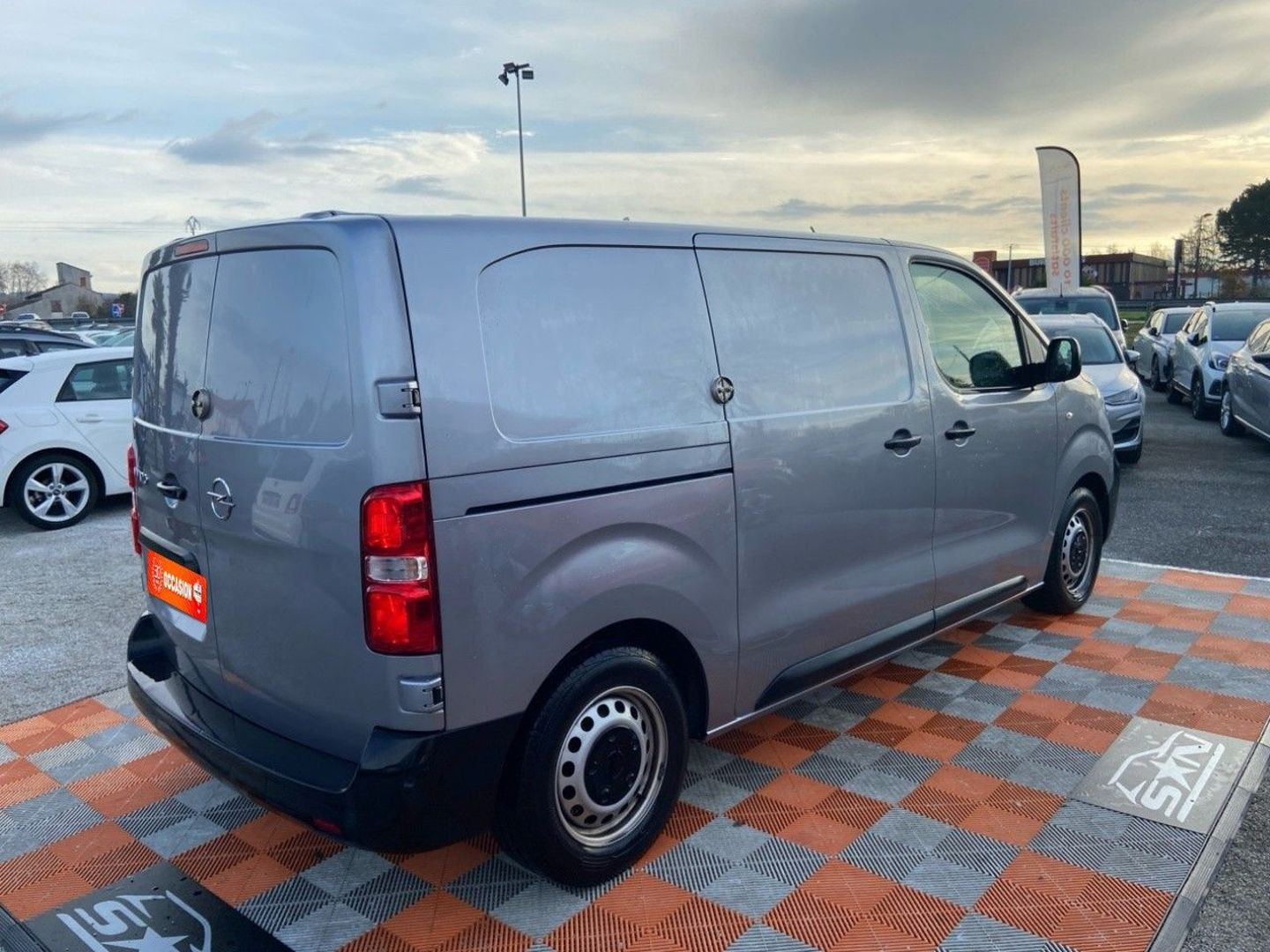 OPEL VIVARO en vente à Albi chez votre mandataire automobile
