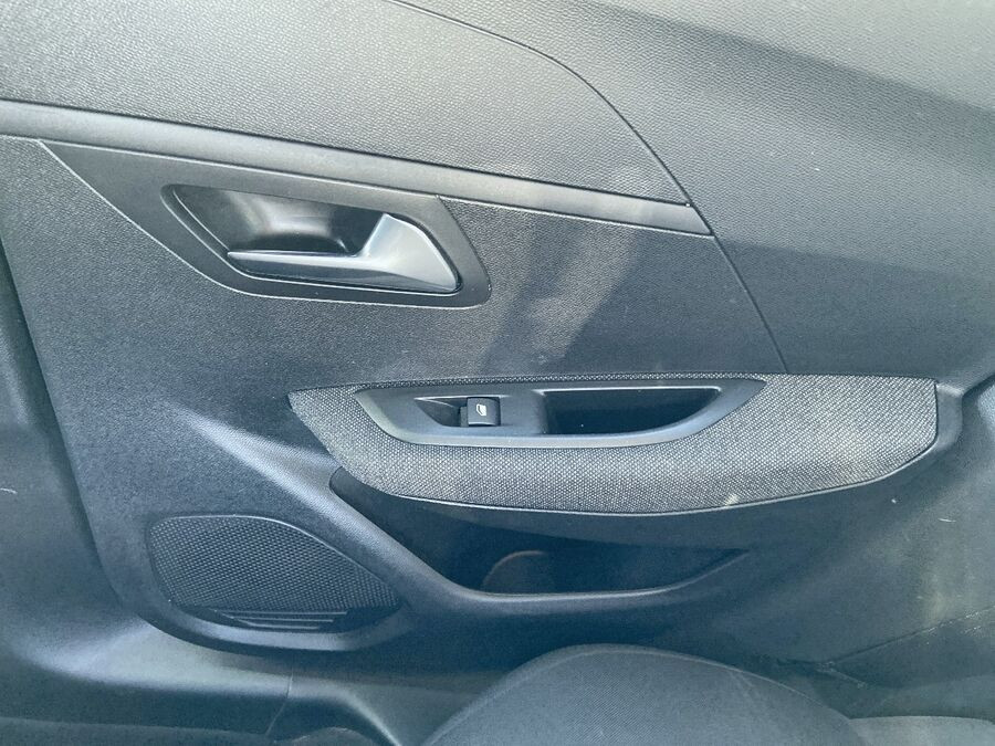 PEUGEOT 208 en vente à Albi chez votre mandataire automobile