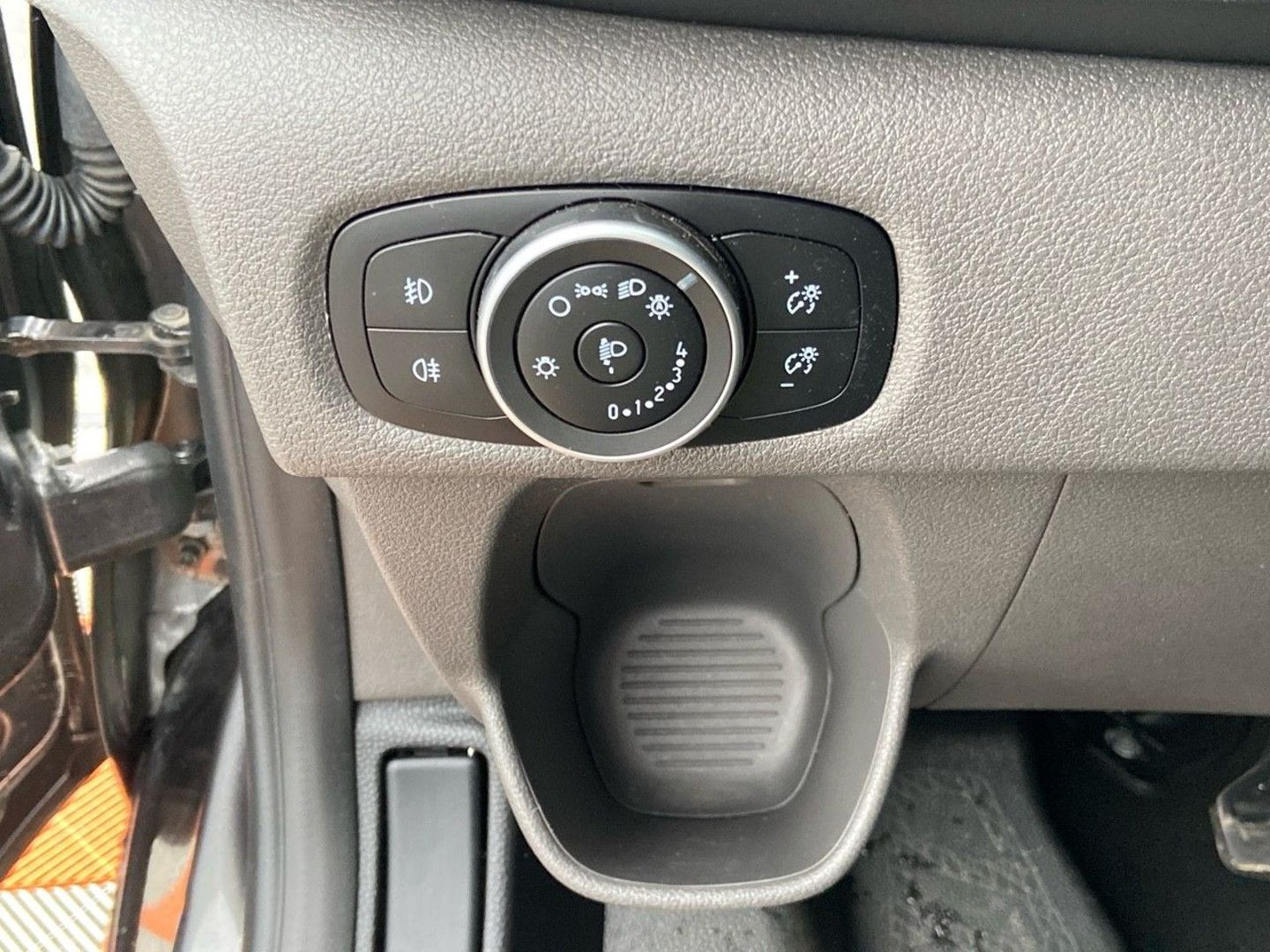 FORD TRANSIT CUSTOM VAN en vente à Albi chez votre mandataire automobile