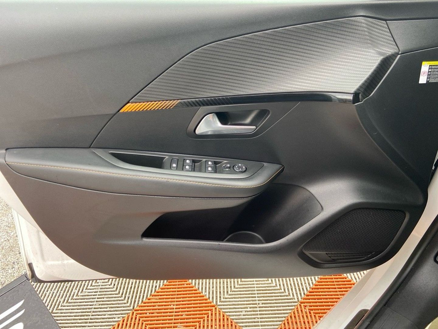 PEUGEOT 208 en vente à Albi chez votre mandataire automobile