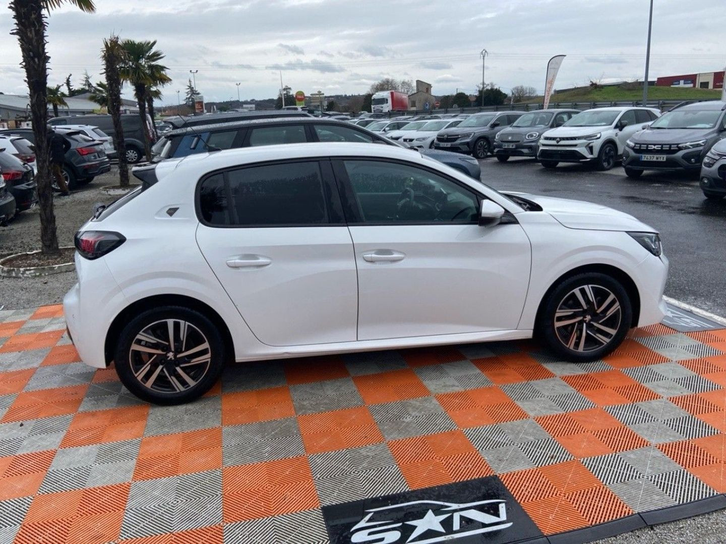 PEUGEOT 208 en vente à Albi chez votre mandataire automobile