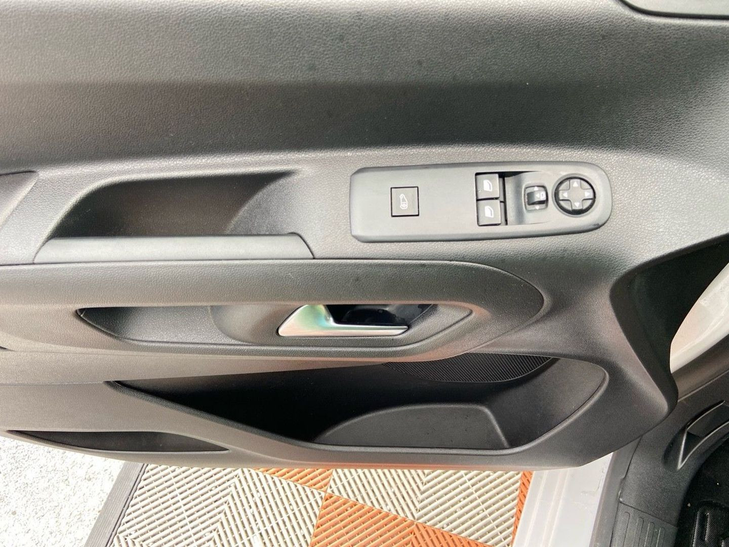 PEUGEOT PARTNER FOURGON en vente à Albi chez votre mandataire automobile