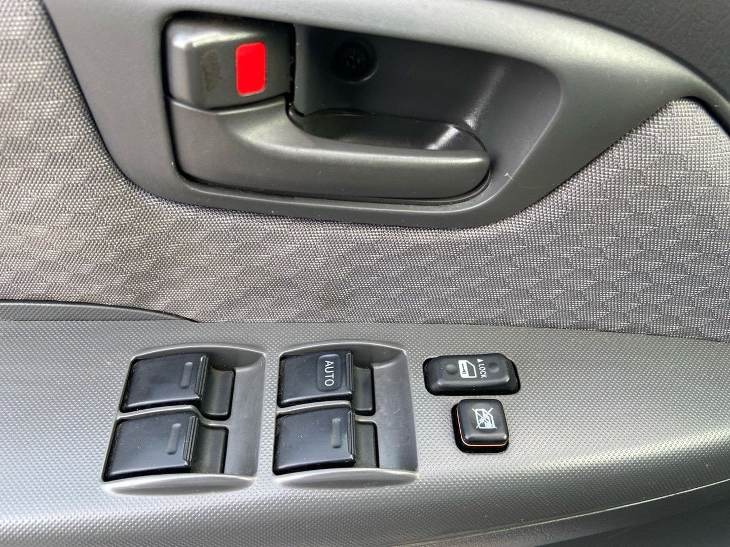 TOYOTA HILUX DOUBLE CABINE en vente à Albi chez votre mandataire automobile