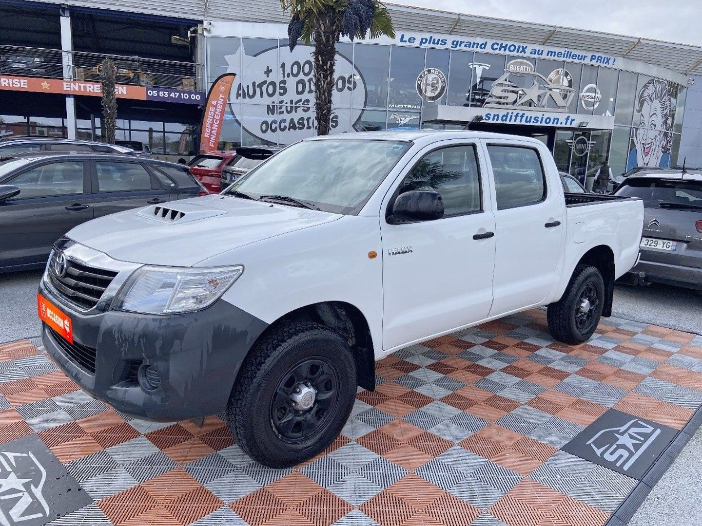 TOYOTA HILUX DOUBLE CABINE en vente à Albi chez votre mandataire automobile