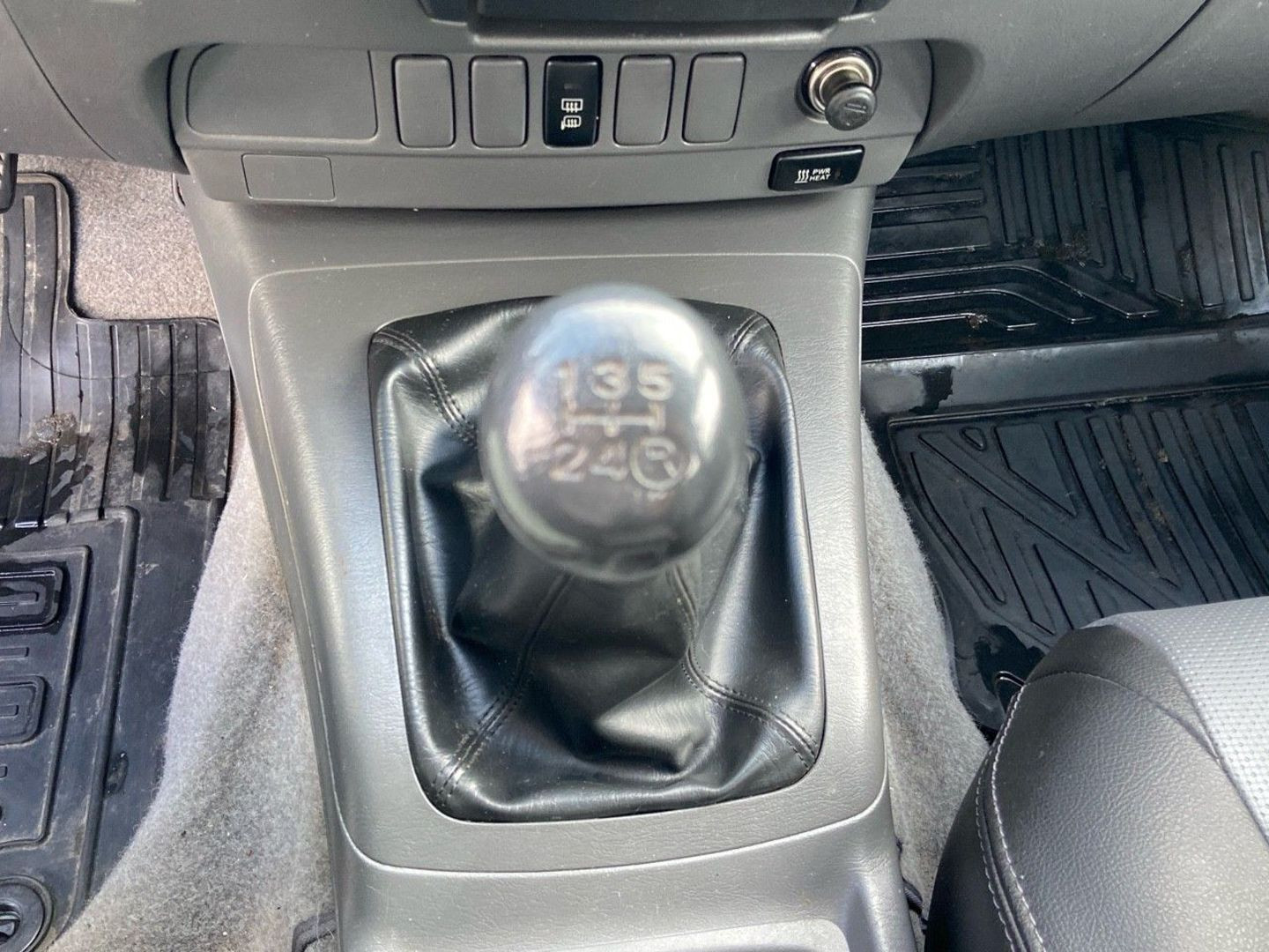 TOYOTA HILUX DOUBLE CABINE en vente à Albi chez votre mandataire automobile