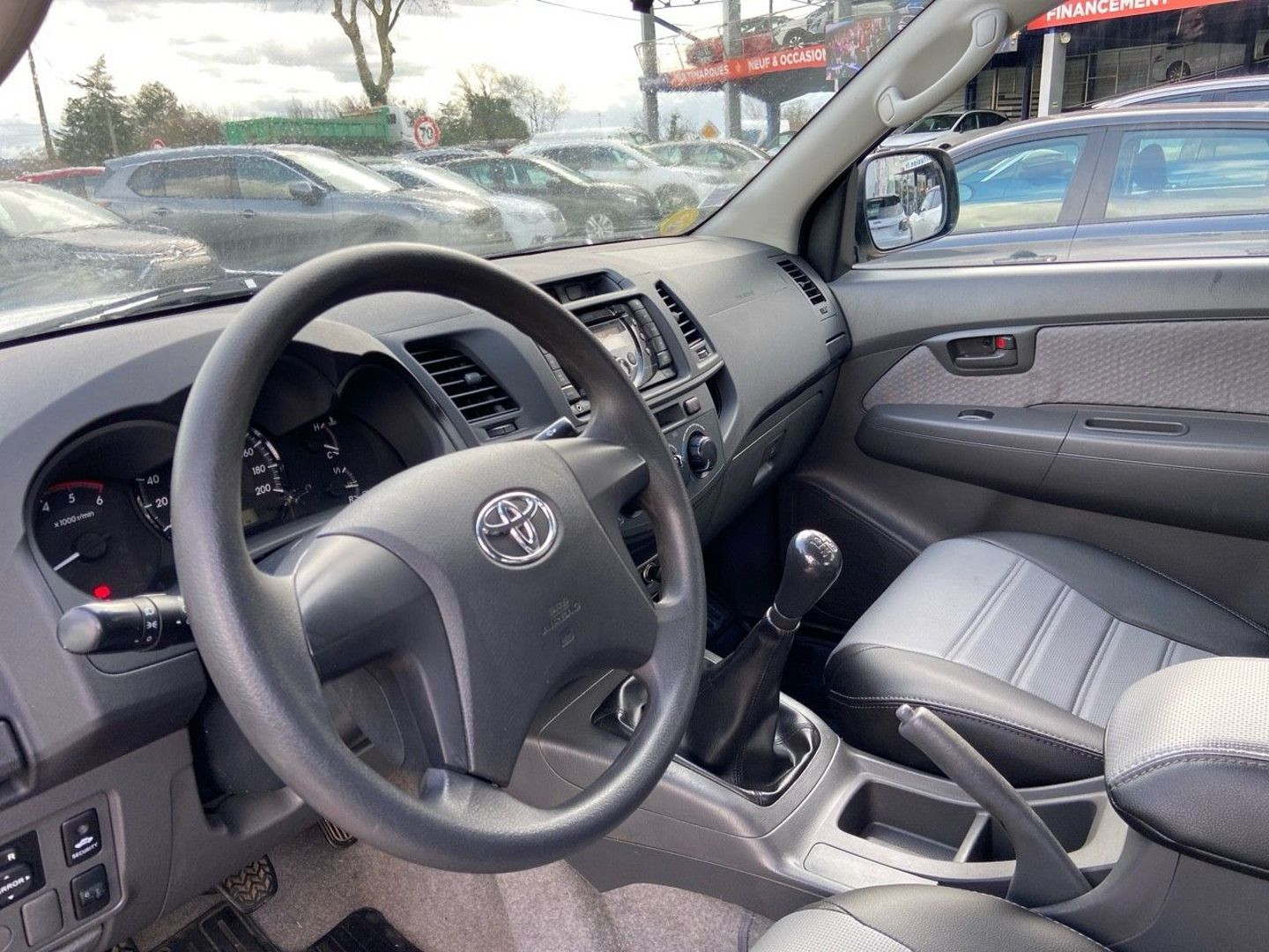 TOYOTA HILUX DOUBLE CABINE en vente à Albi chez votre mandataire automobile