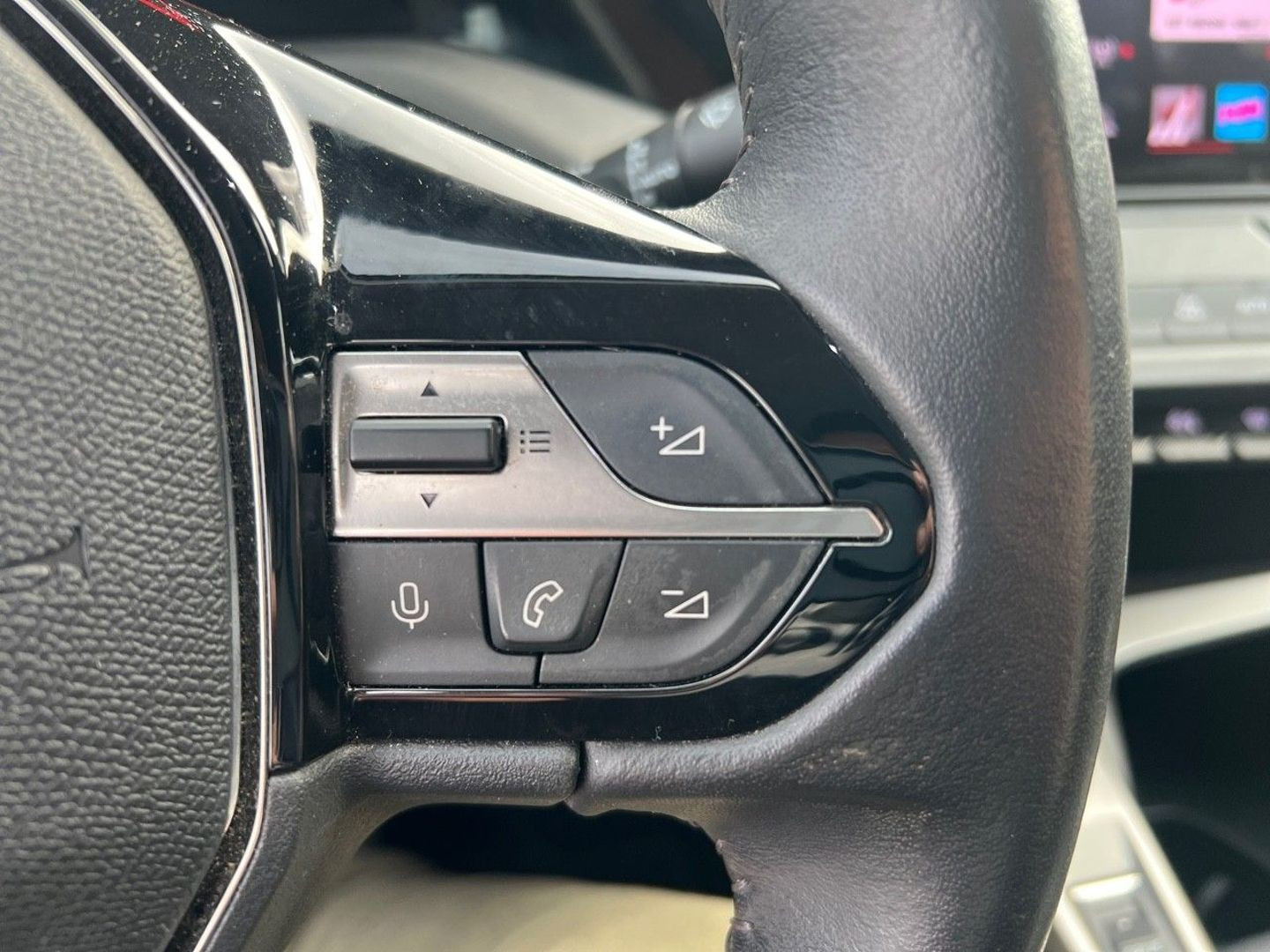 PEUGEOT 308 en vente à Albi chez votre mandataire automobile