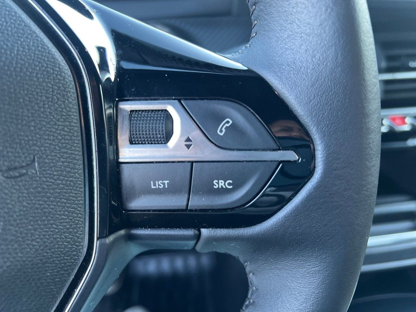 PEUGEOT 2008 en vente à Albi chez votre mandataire automobile