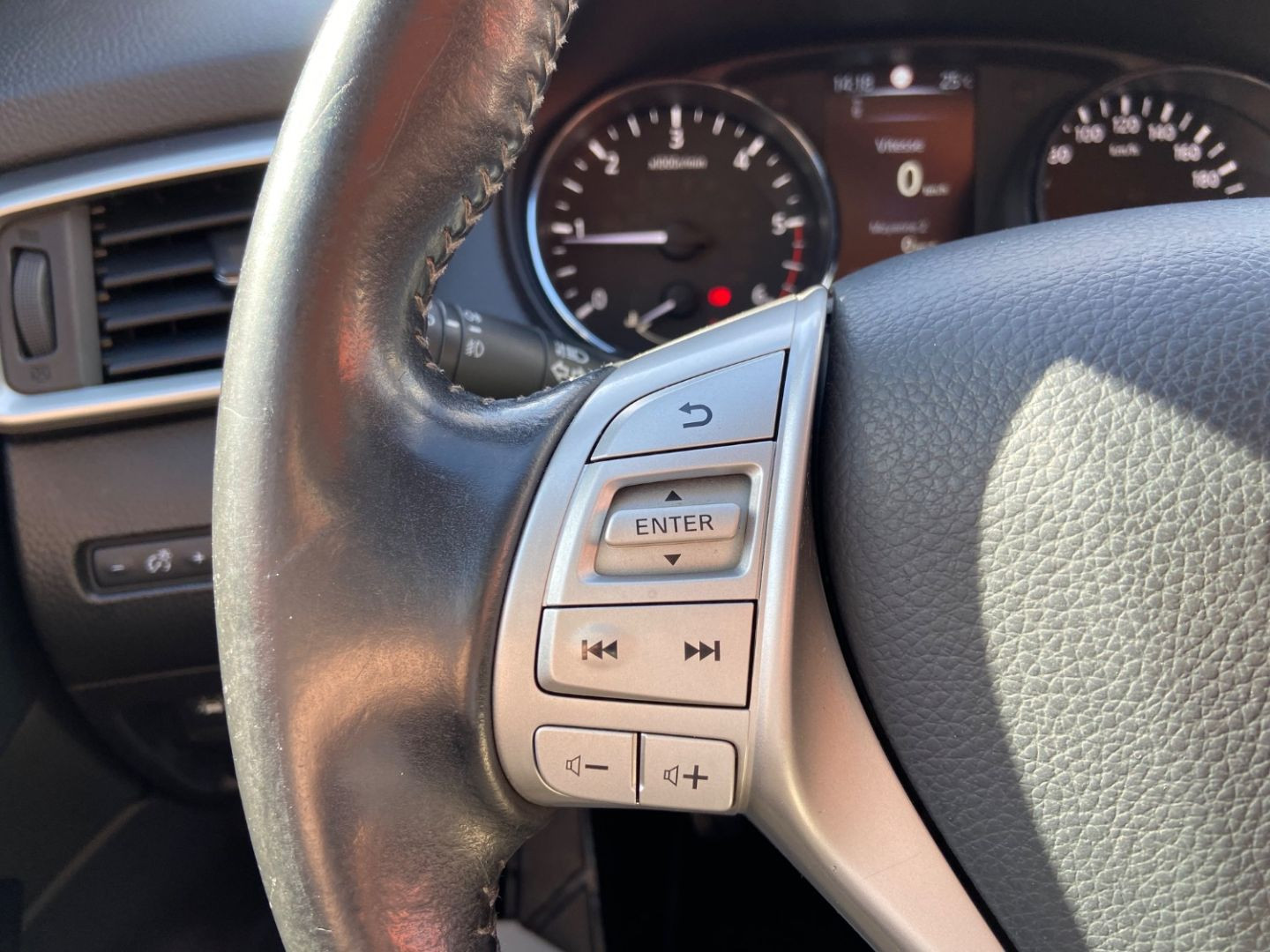 NISSAN Qashqai en vente à Albi chez votre mandataire automobile