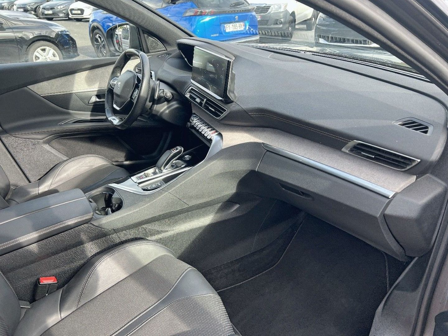 PEUGEOT 3008 en vente à Albi chez votre mandataire automobile