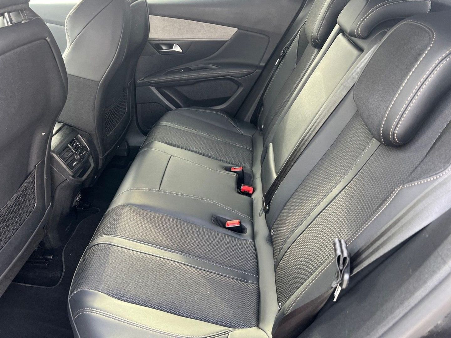 PEUGEOT 3008 en vente à Albi chez votre mandataire automobile