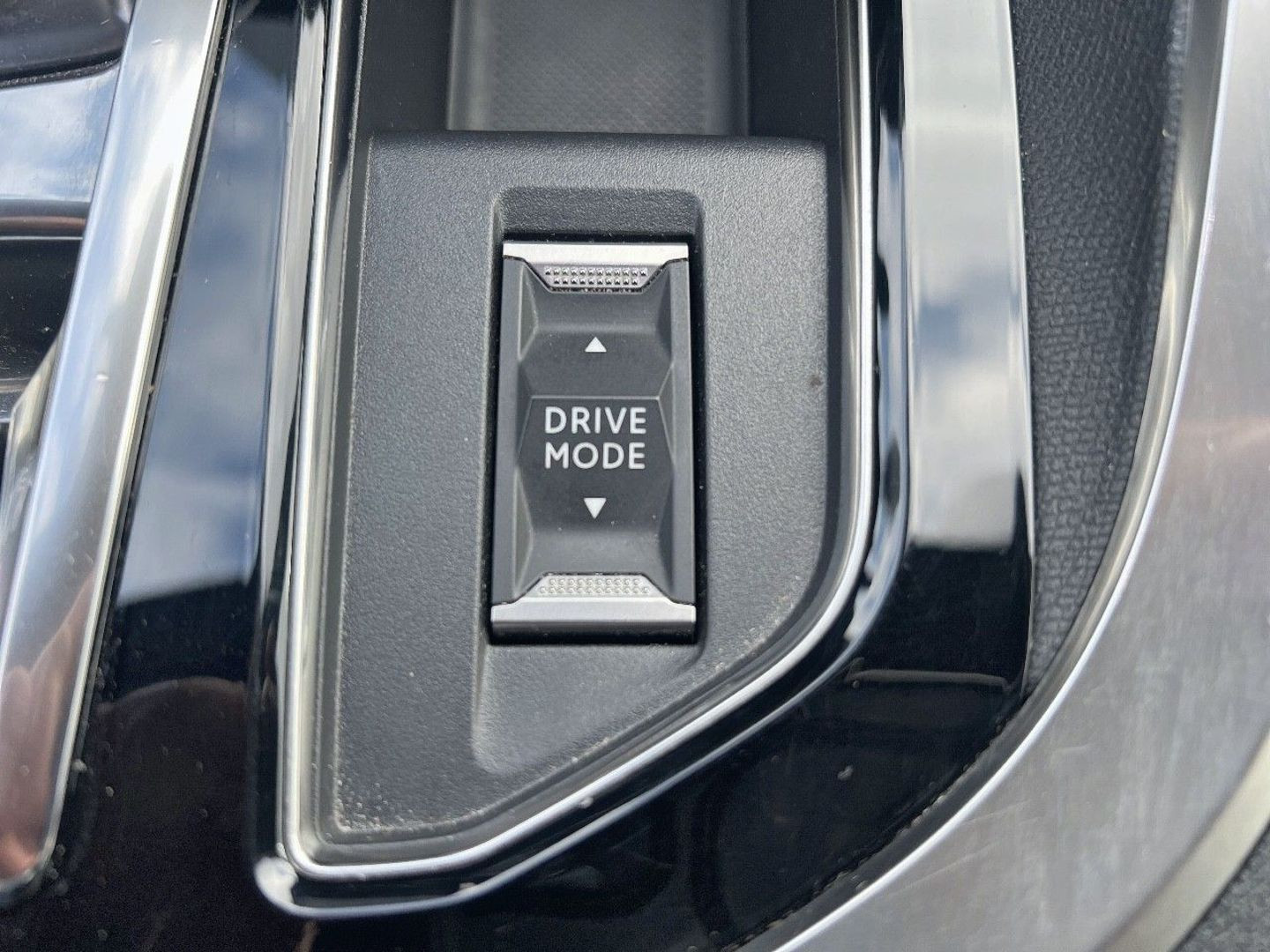 PEUGEOT 3008 en vente à Albi chez votre mandataire automobile