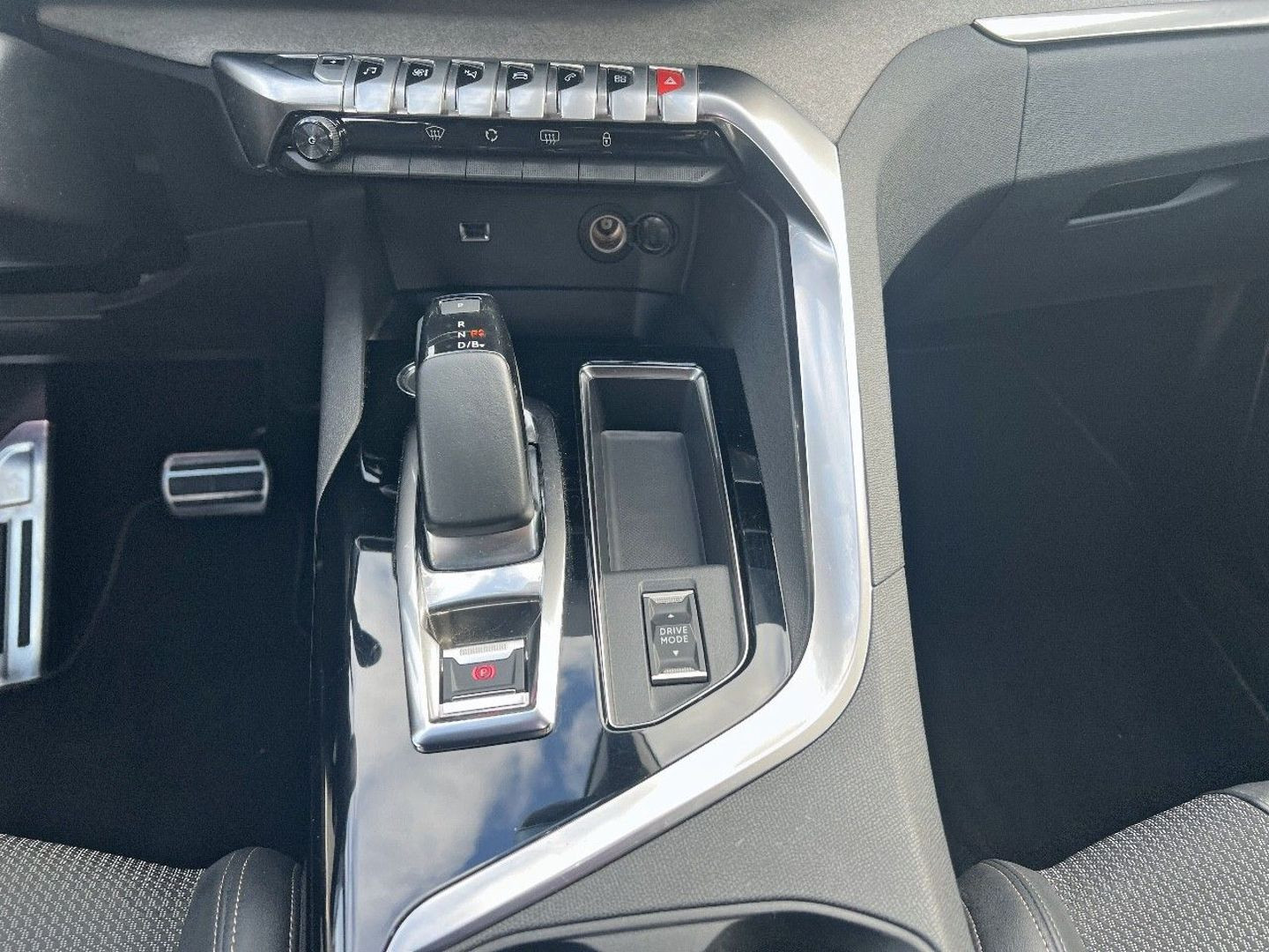 PEUGEOT 3008 en vente à Albi chez votre mandataire automobile