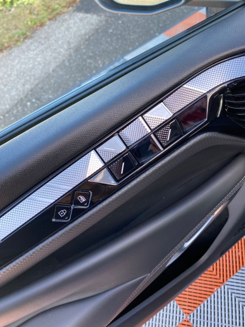 DS DS4 CROSS en vente à Albi chez votre mandataire automobile