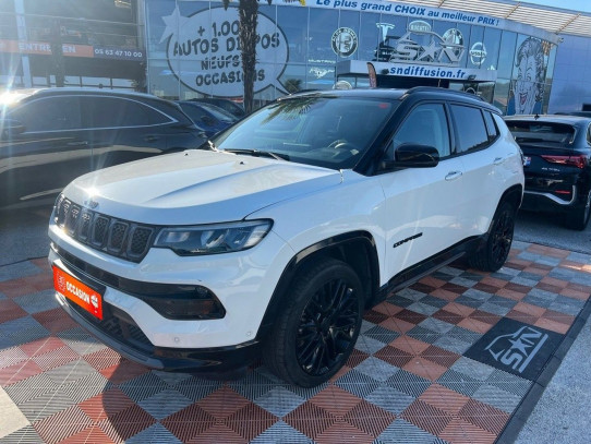 Acheter JEEP Compass 1.3 PHEV T4 240 4XE EAWD S CUIR GPS Caméra JA 19" Black chez SN Diffusion
