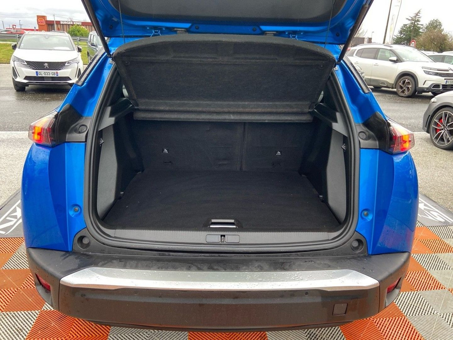 PEUGEOT E-2008 en vente à Albi chez votre mandataire automobile