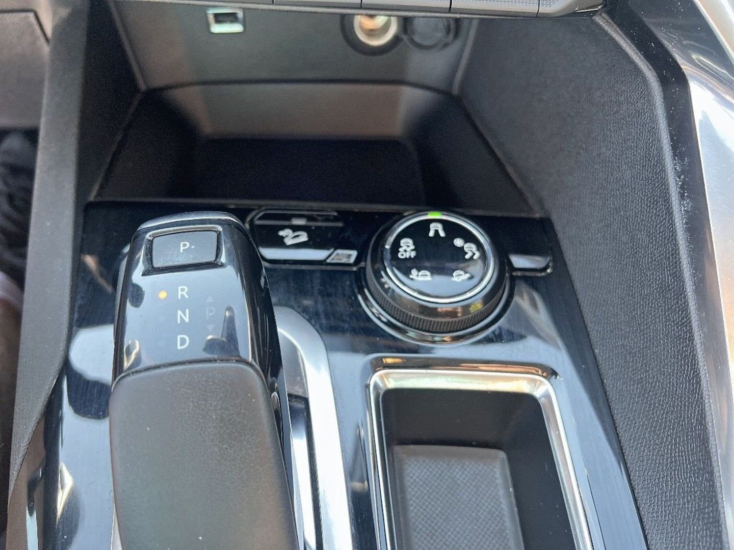 PEUGEOT 3008 en vente à Albi chez votre mandataire automobile