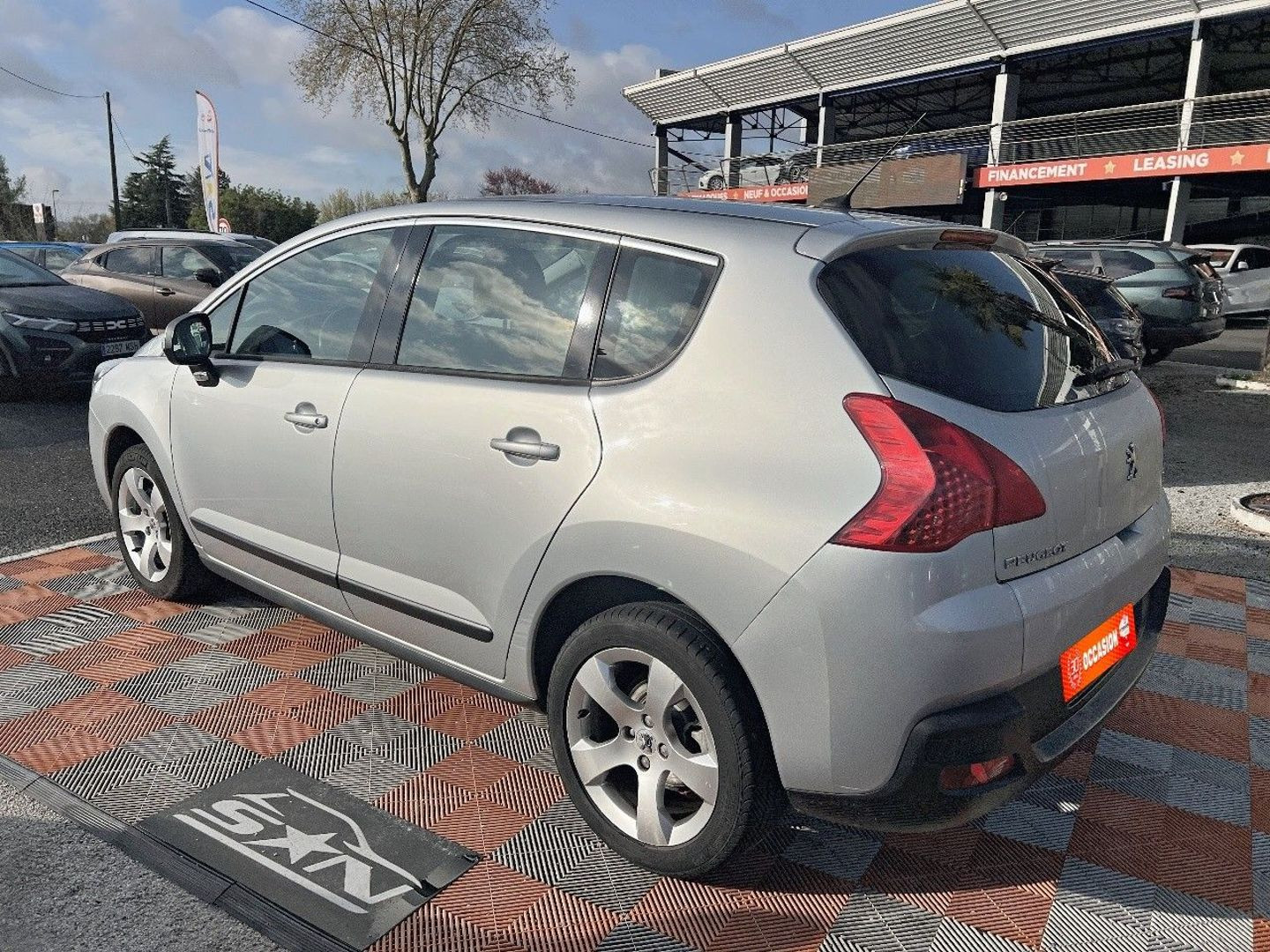 PEUGEOT 3008 en vente à Albi chez votre mandataire automobile