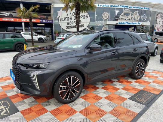 Acheter DS DS7 BlueHDi 130 EAT8 PALLAS Pack Confort Hayon Hifi Focal chez SN Diffusion