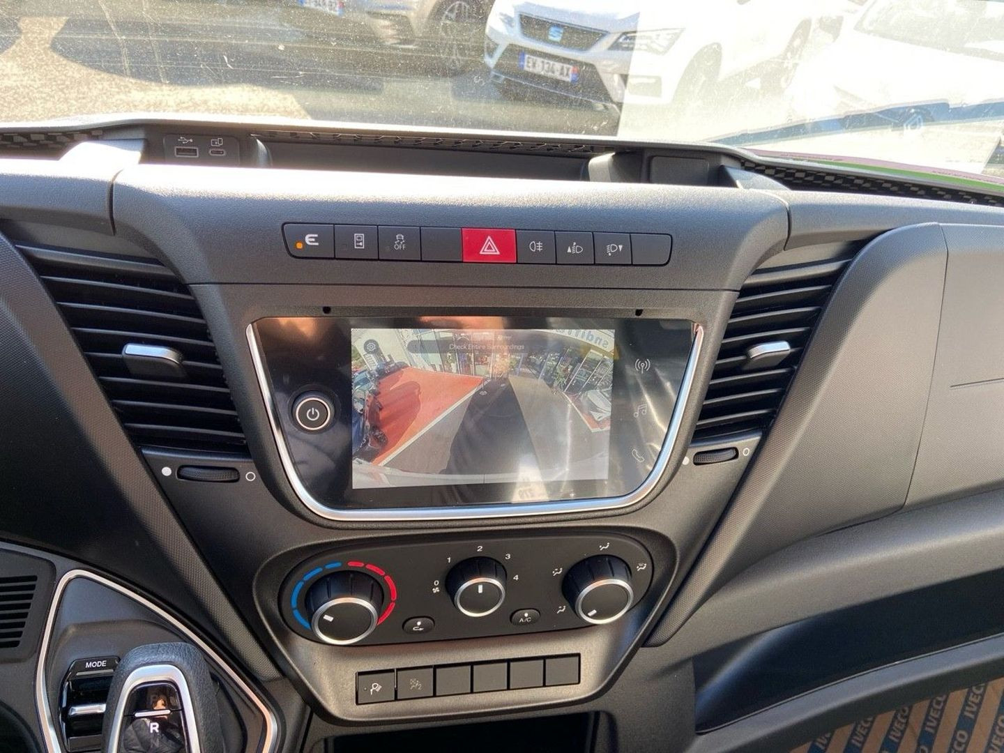 IVECO DAILY 35S FOURGON en vente à Albi chez votre mandataire automobile