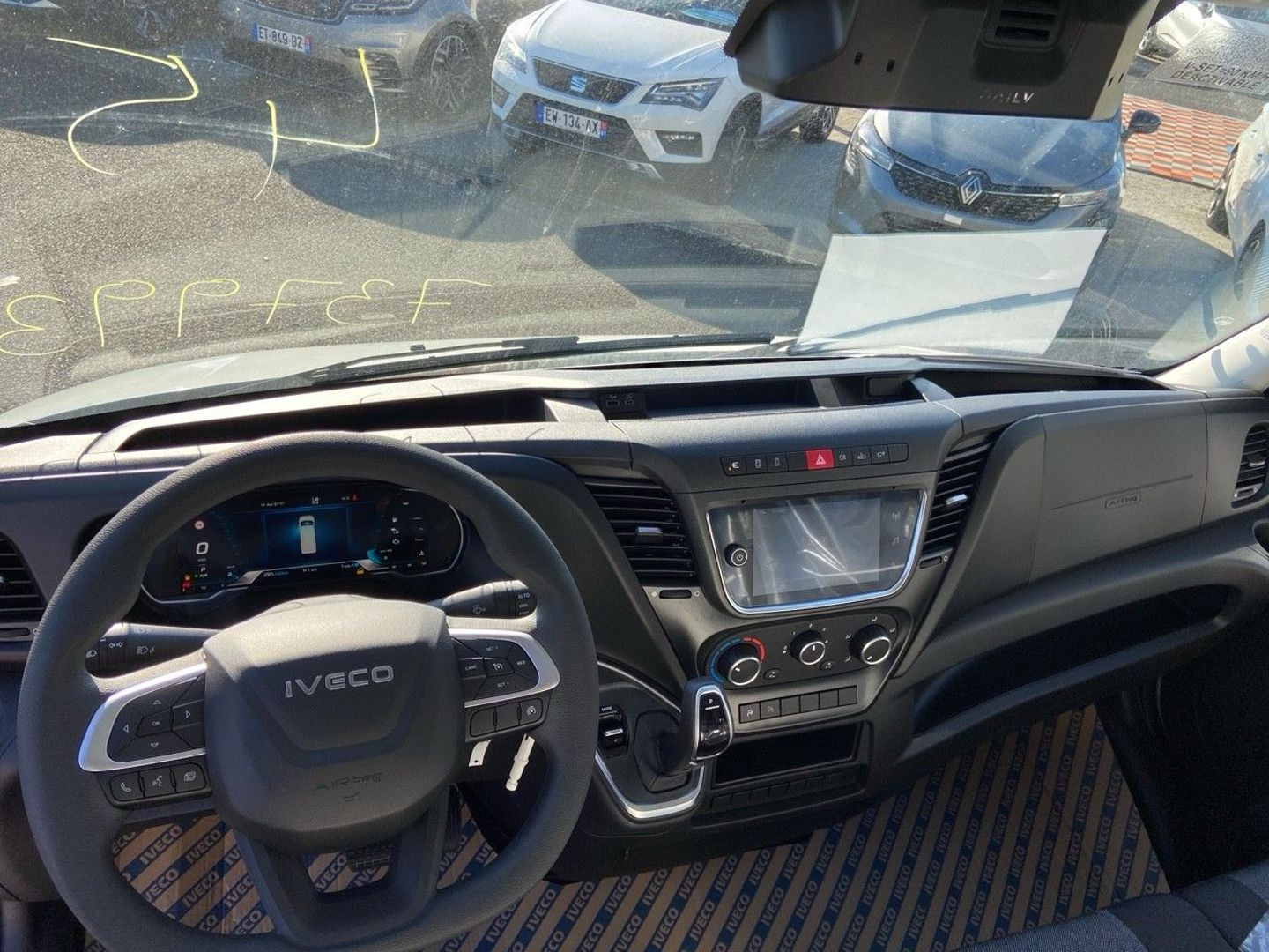 IVECO DAILY 35S FOURGON en vente à Albi chez votre mandataire automobile