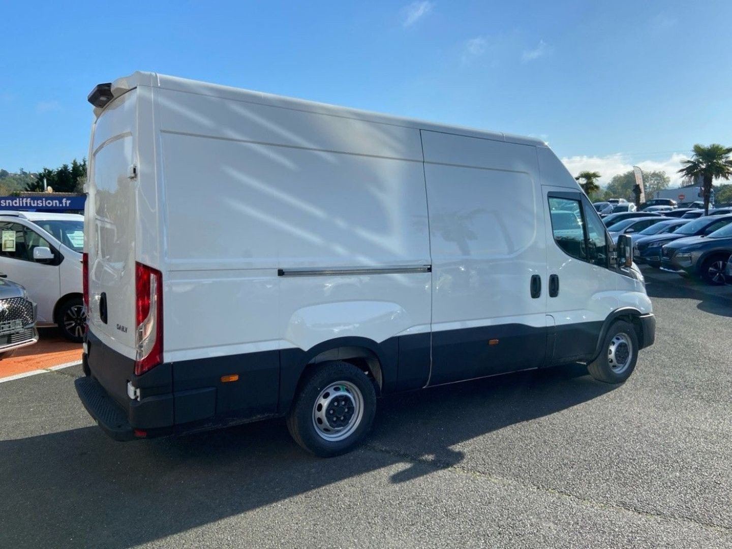 IVECO DAILY 35S FOURGON en vente à Albi chez votre mandataire automobile