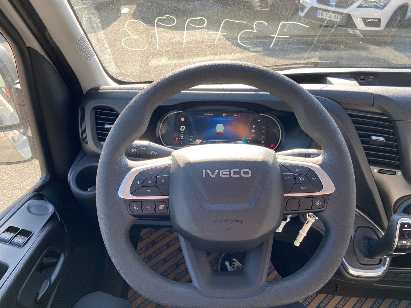 IVECO DAILY 35S FOURGON en vente à Albi chez votre mandataire automobile