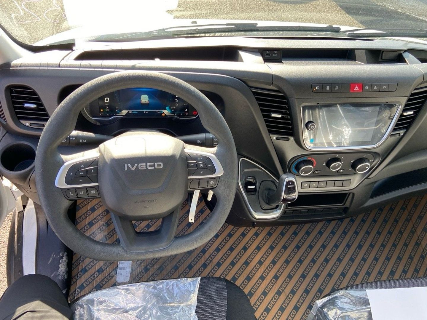 IVECO DAILY 35S FOURGON en vente à Albi chez votre mandataire automobile