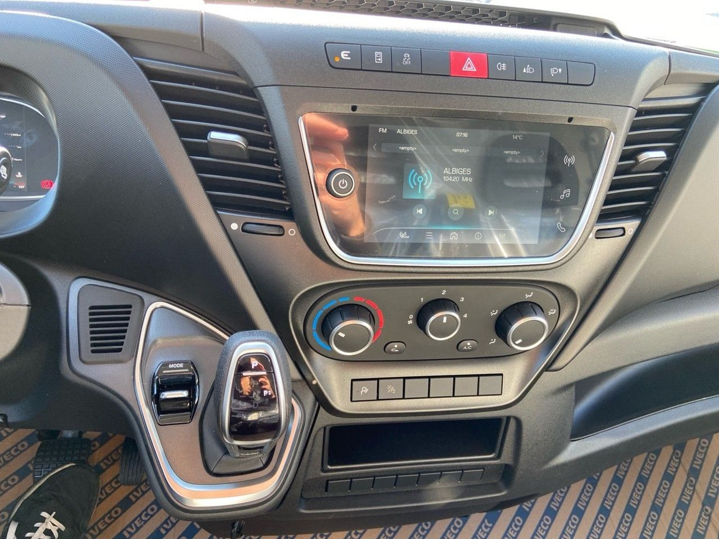 IVECO DAILY 35S FOURGON en vente à Albi chez votre mandataire automobile