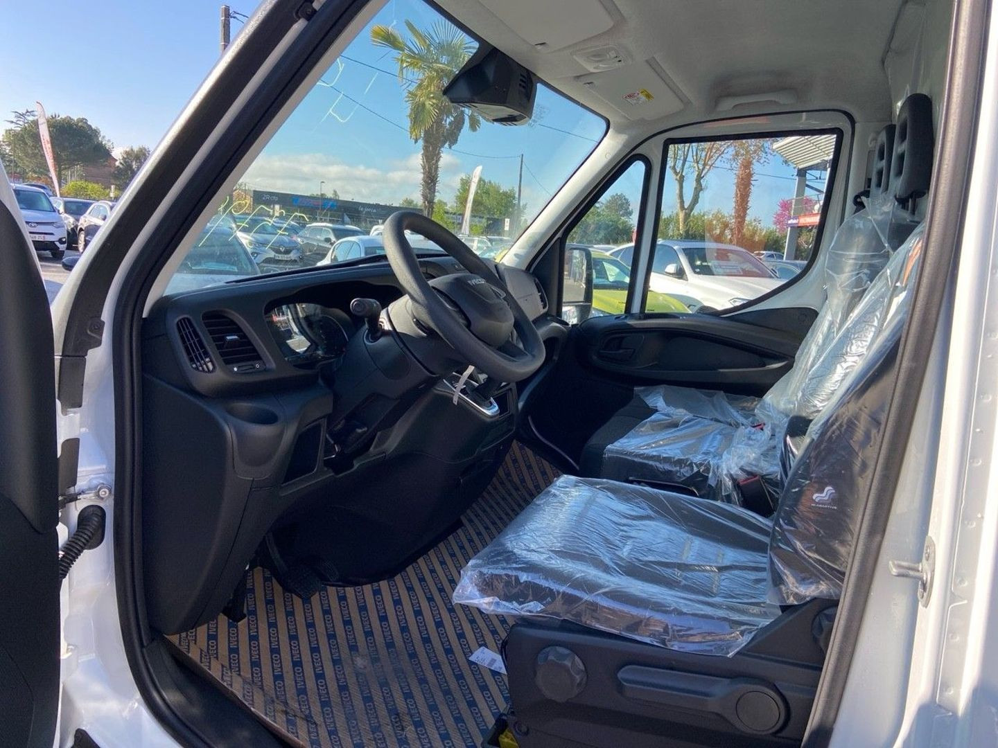 IVECO DAILY 35S FOURGON en vente à Albi chez votre mandataire automobile