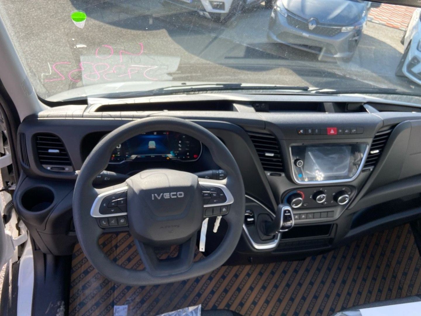 IVECO DAILY 35S FOURGON en vente à Albi chez votre mandataire automobile