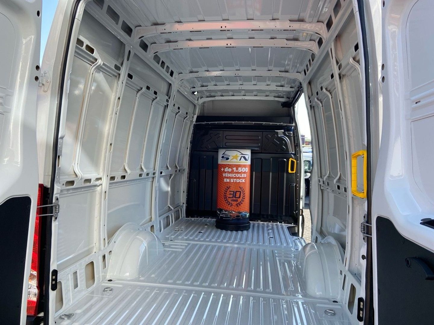 IVECO DAILY 35S FOURGON en vente à Albi chez votre mandataire automobile