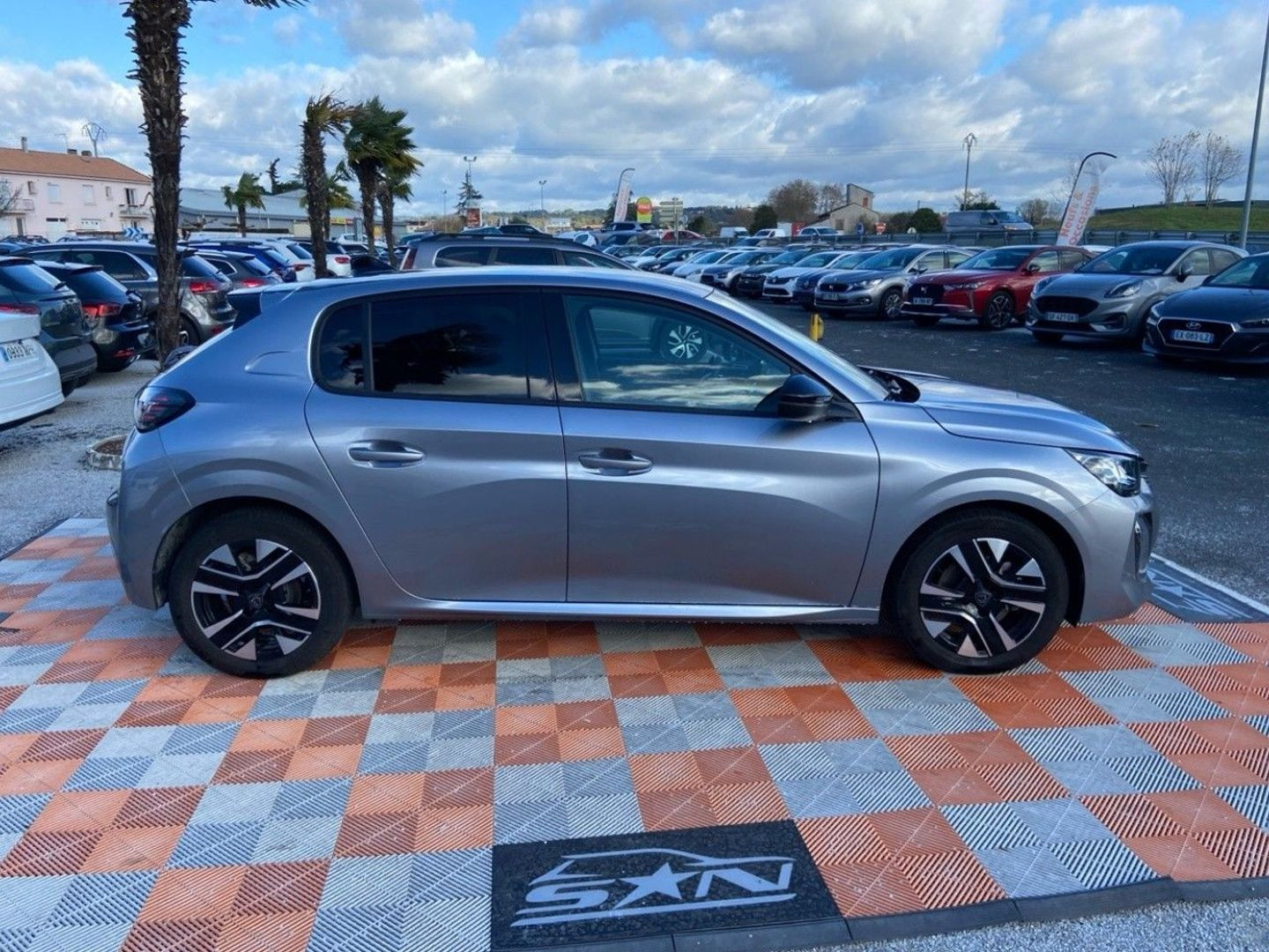 PEUGEOT 208 en vente à Albi chez votre mandataire automobile