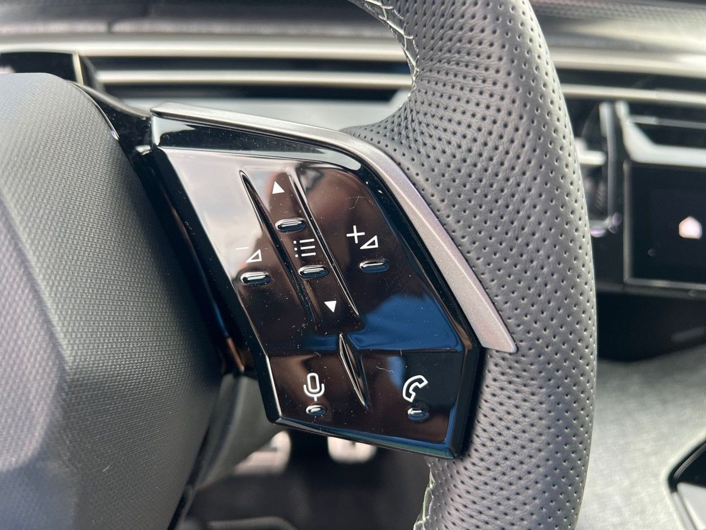 PEUGEOT 5008 en vente à Albi chez votre mandataire automobile