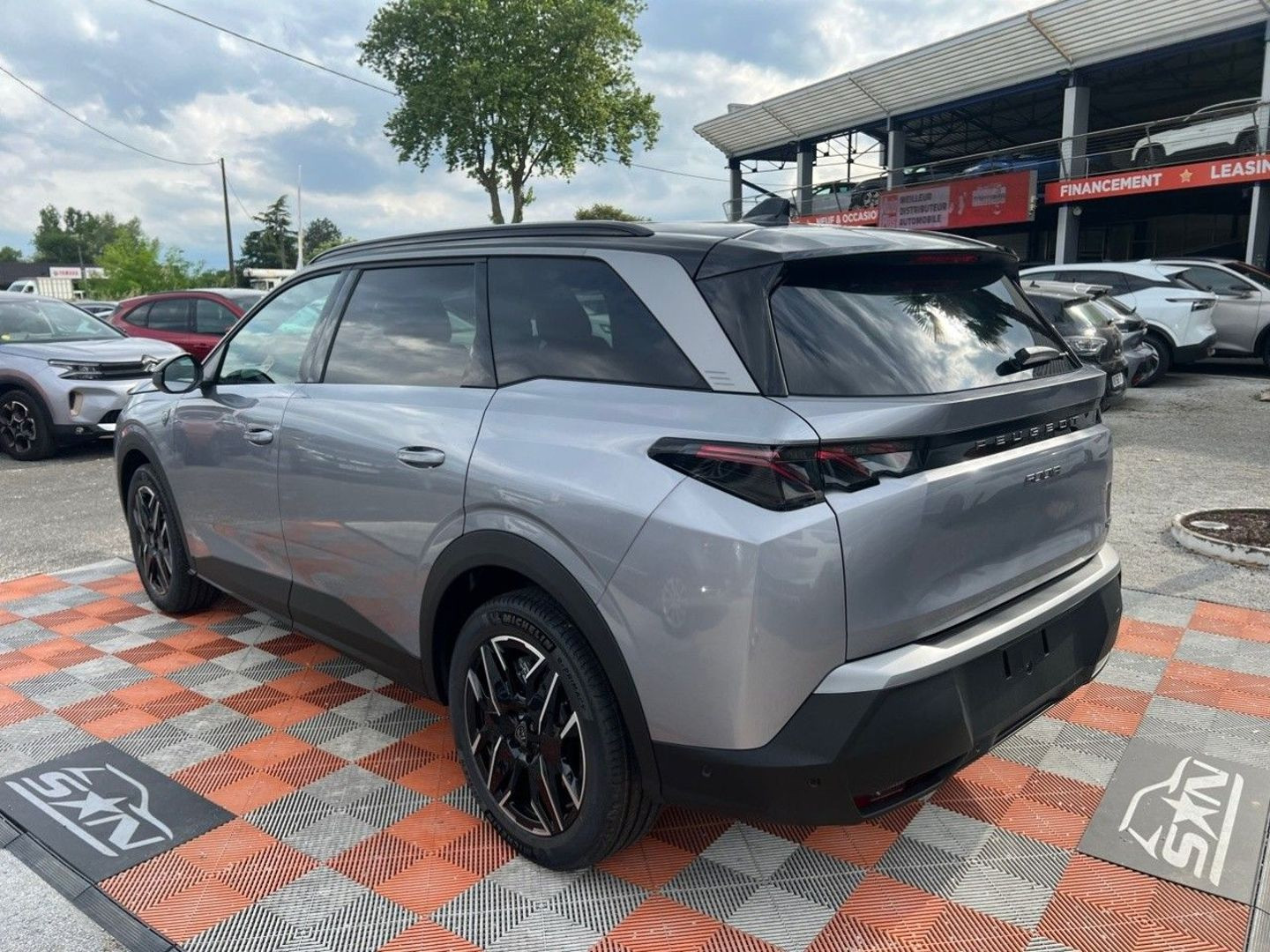 PEUGEOT 5008 en vente à Albi chez votre mandataire automobile